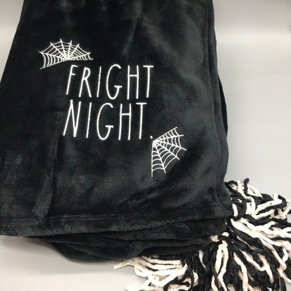Rae Dunn Halloween FRIGHT NIGHT Fleece Throw Blanket Tassels Spiderwebs 50x70 - Picture 6 of 7